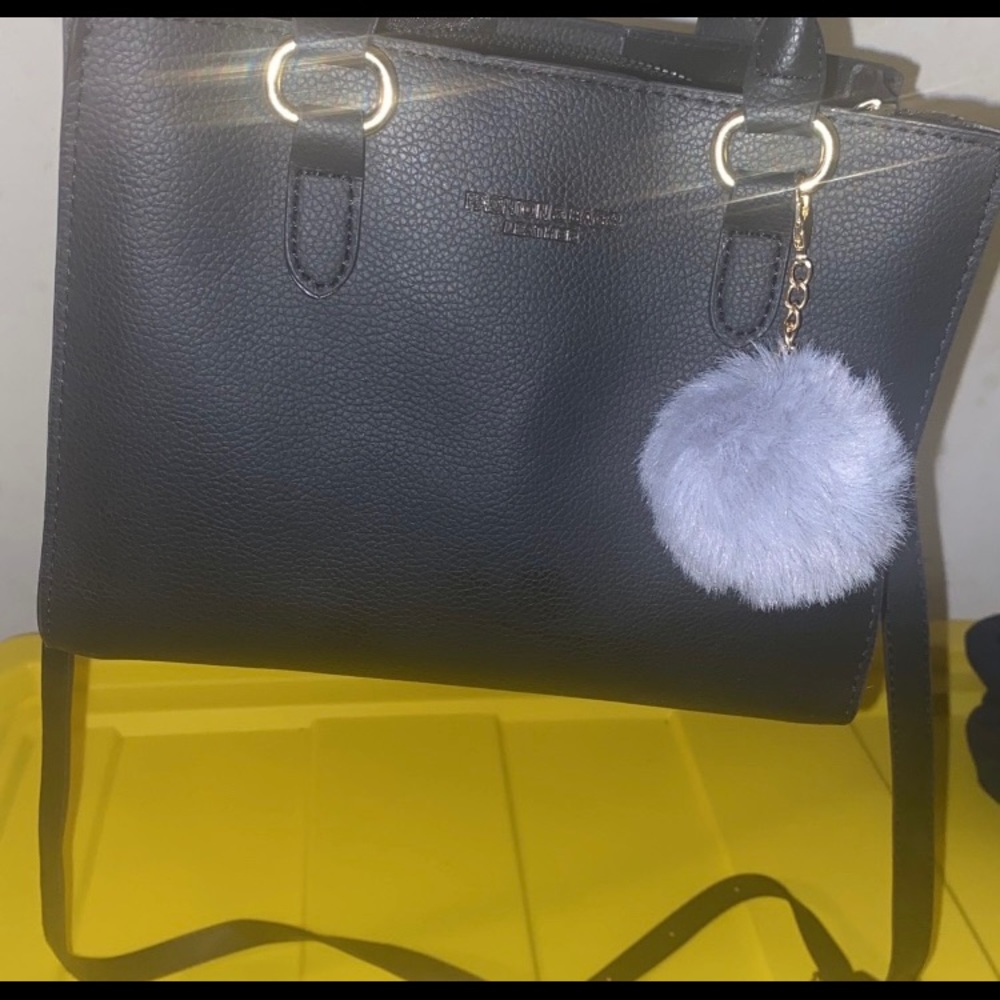 Purse - Picture 4 of 4